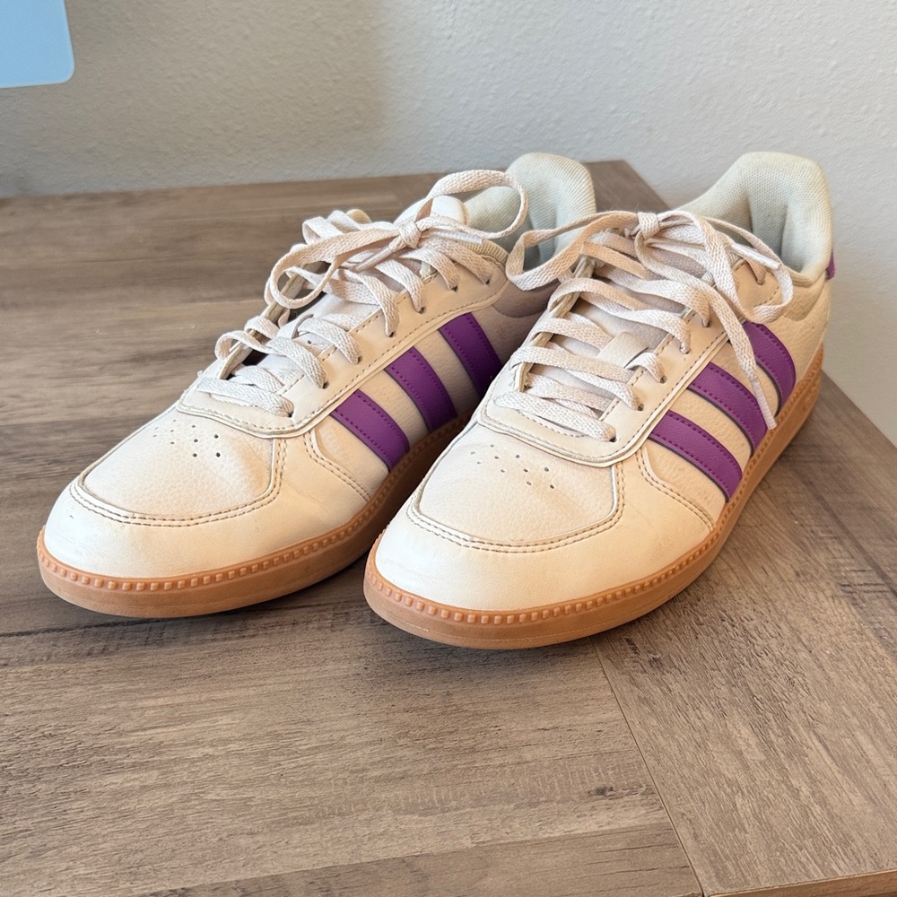 Adidas Women’s Beige and Purple Cloud Foam Plus Sneakers
